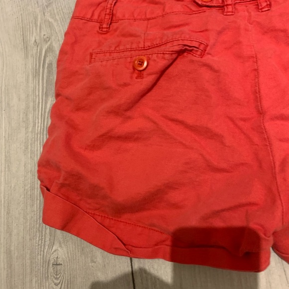 Gap red shorts - Picture 14 of 16